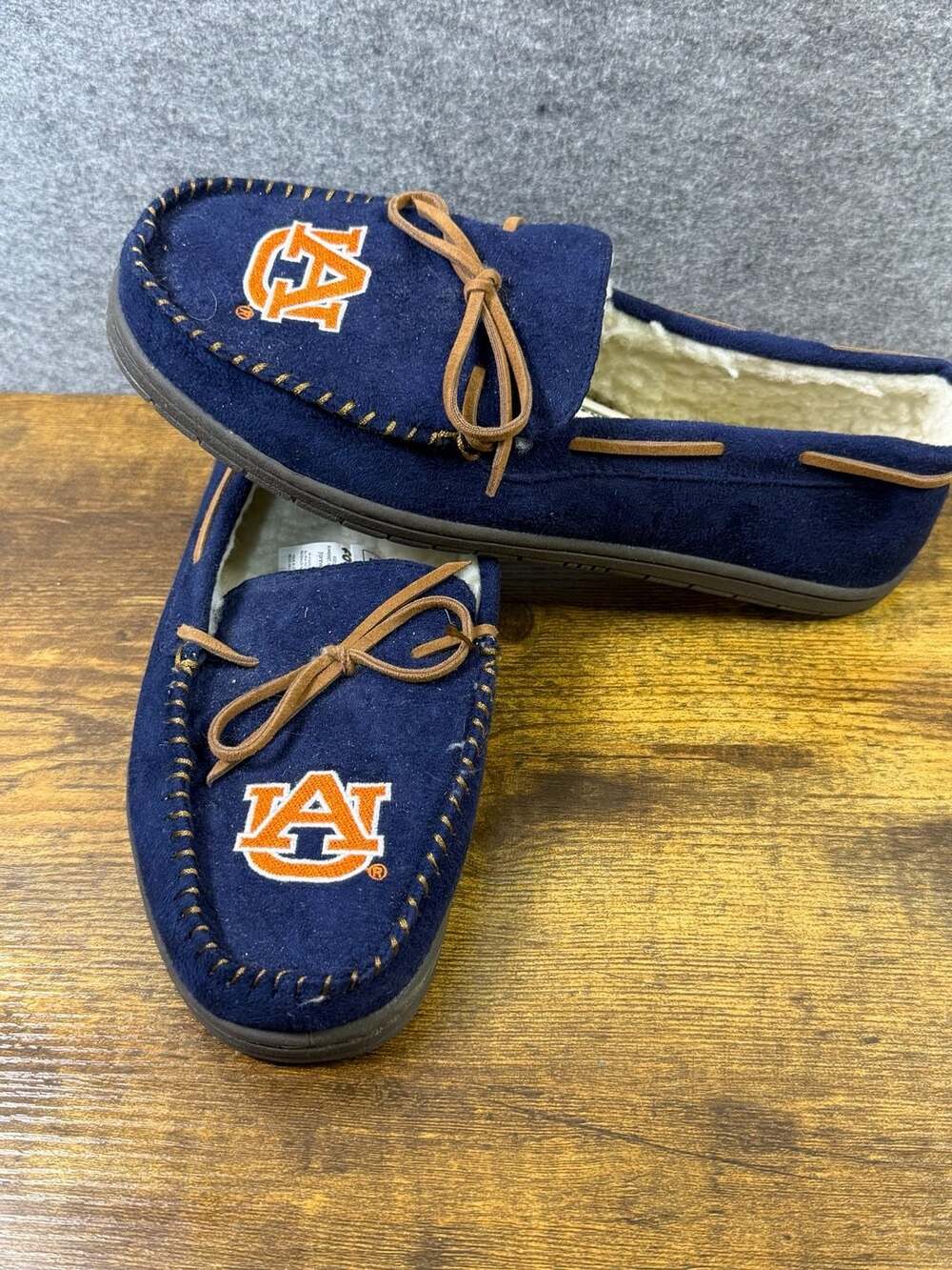 FOCO Auburn Tigers Men's Moccasin Slippers